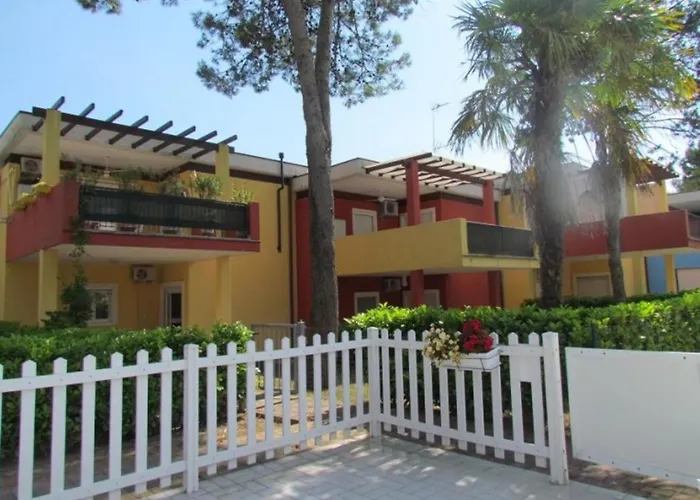 Homely With Private Garden *