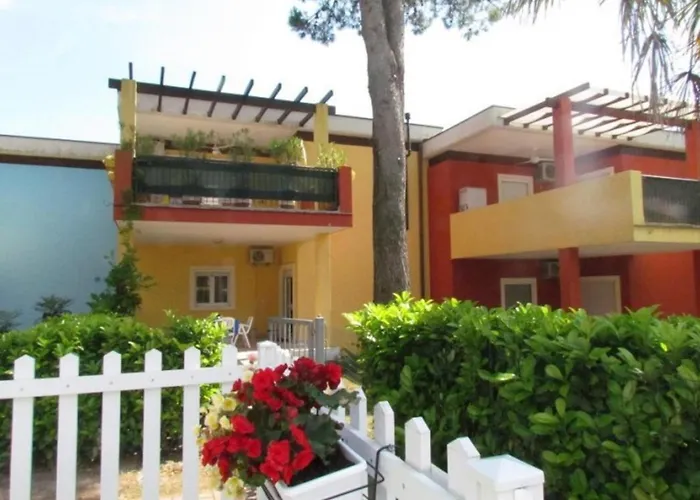 Homely With Private Garden Apartman Bibione